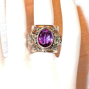Stunning Amethyst and Sterling silver ring. Sz 7